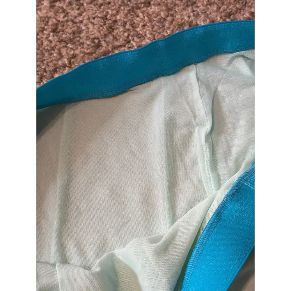 Adidas bubble hen skirt L – XL climalite EUC 3012